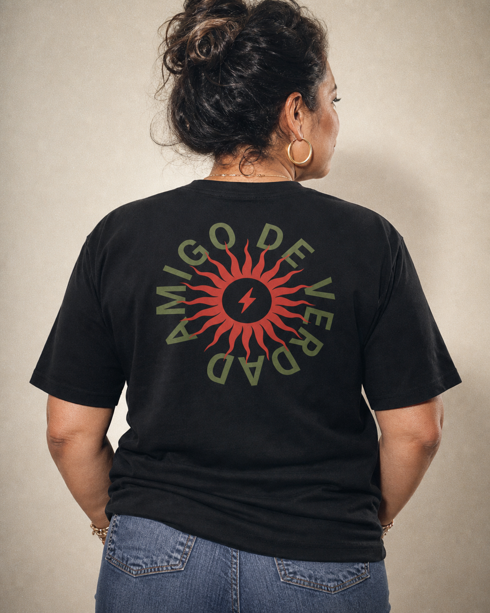 Amigo De Verdad Boxy Tee —Black