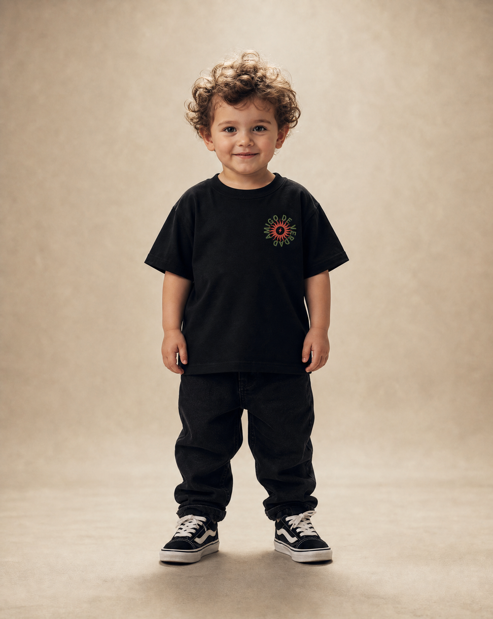 Amigo De Verdad design on a tagless, sensory-friendly toddler tee.