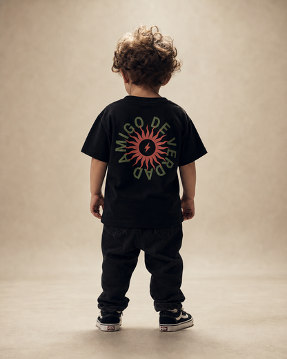 Amigo De Verdad design on a tagless, sensory-friendly toddler tee.